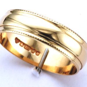 9CT 5.4MM LINED WEDD BAND