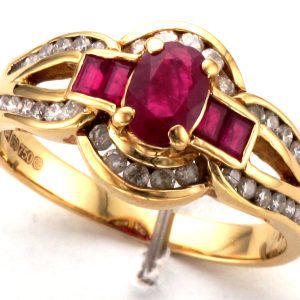 18CT RUBY/DIA OVAL CL RNG