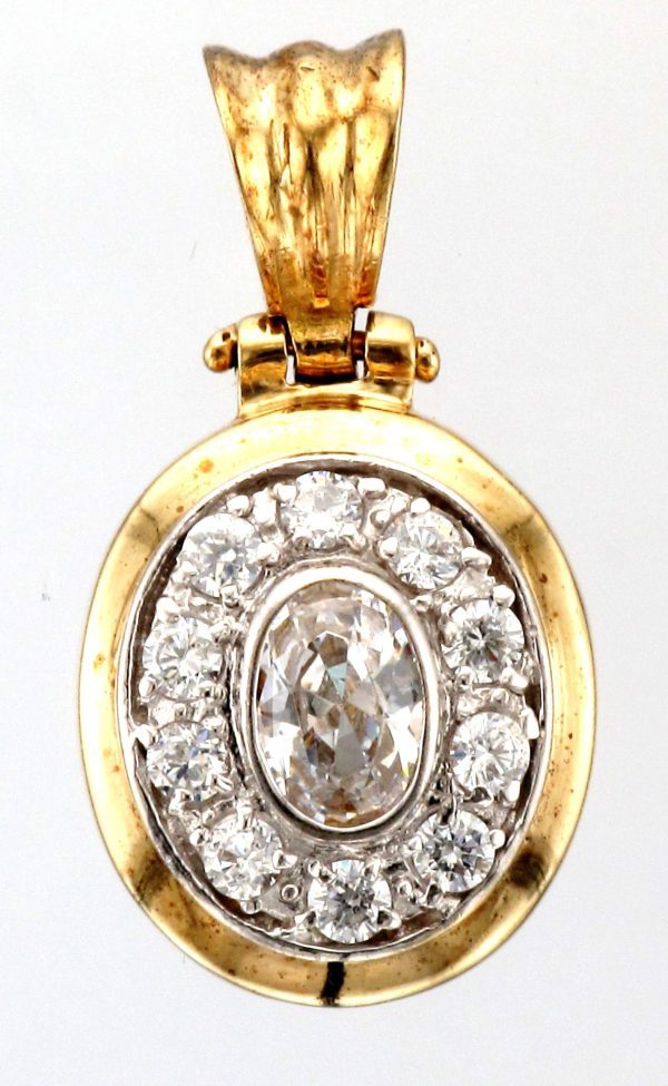 9CT 11ST C/Z OVAL PENDANT