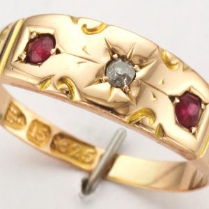 ANTIQUE-15CT DIA/RUBY RNG