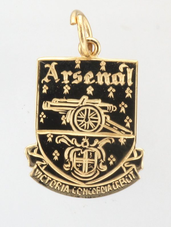 9CT ARSENAL SHIELD PENDT