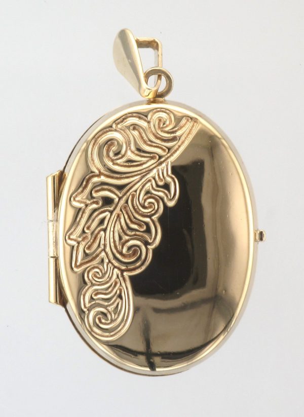 9CT 1/2 ENG OVAL LOCKET