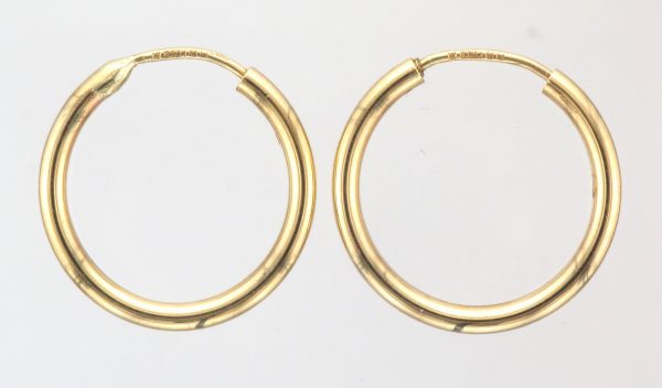 VINTAGE-9CT PR 18MM HOOPS