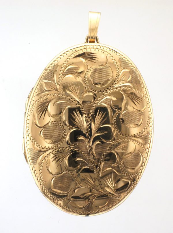 9CT FLORAL OVAL LOCKET