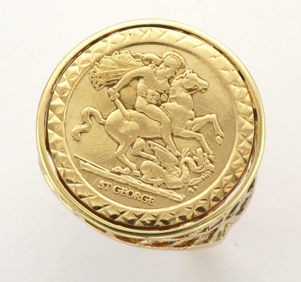 9CT RND ST GEO COIN RING