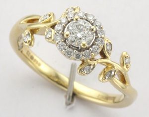 9CT 15ST DIA HALO CL RING