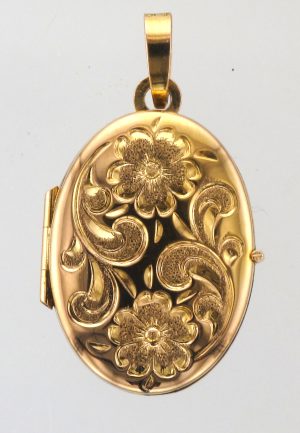 9CT SCRL ENG OVAL LOCKET