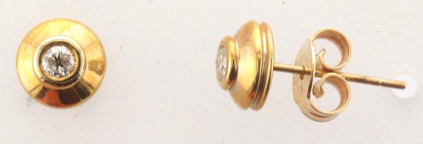 9CT S/S DIA RO DOME STUDS