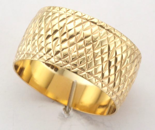 9ct Gold Hobnail Pattern Wedding Band Ring