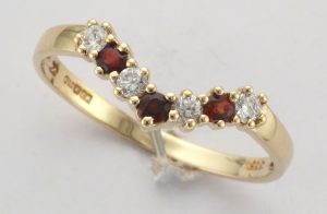 9CT 7ST GARN/CZ W/BONE RG