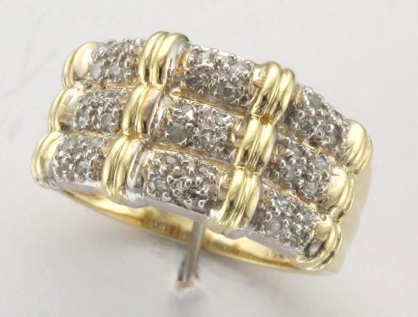 9CT 36ST DIA 3RW PAVE RNG
