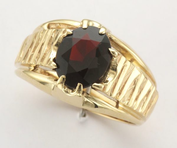 9CT S/S GARNET GRAD RING