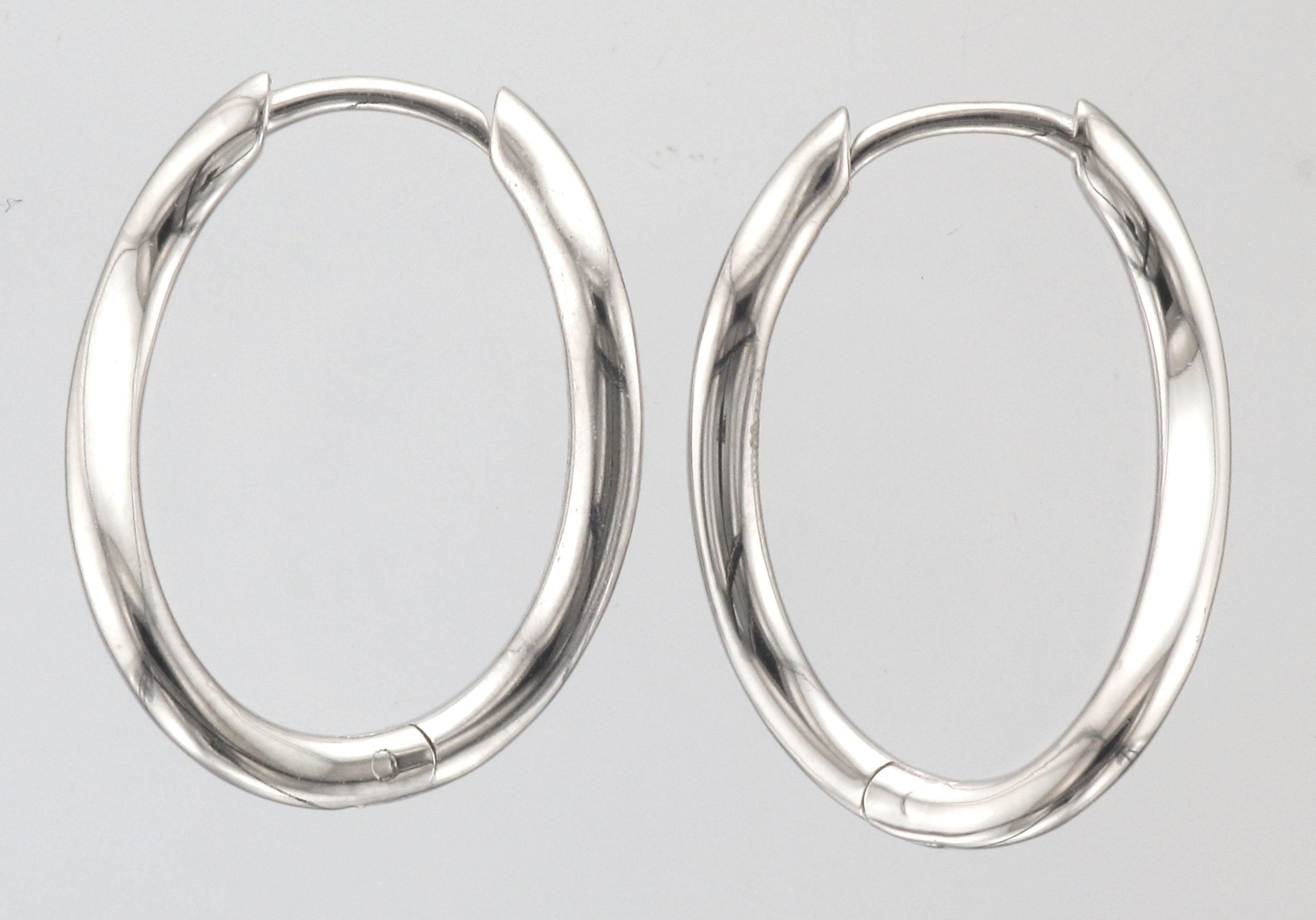 14ct White Gold Pair Twist Oval Hoop Earrings