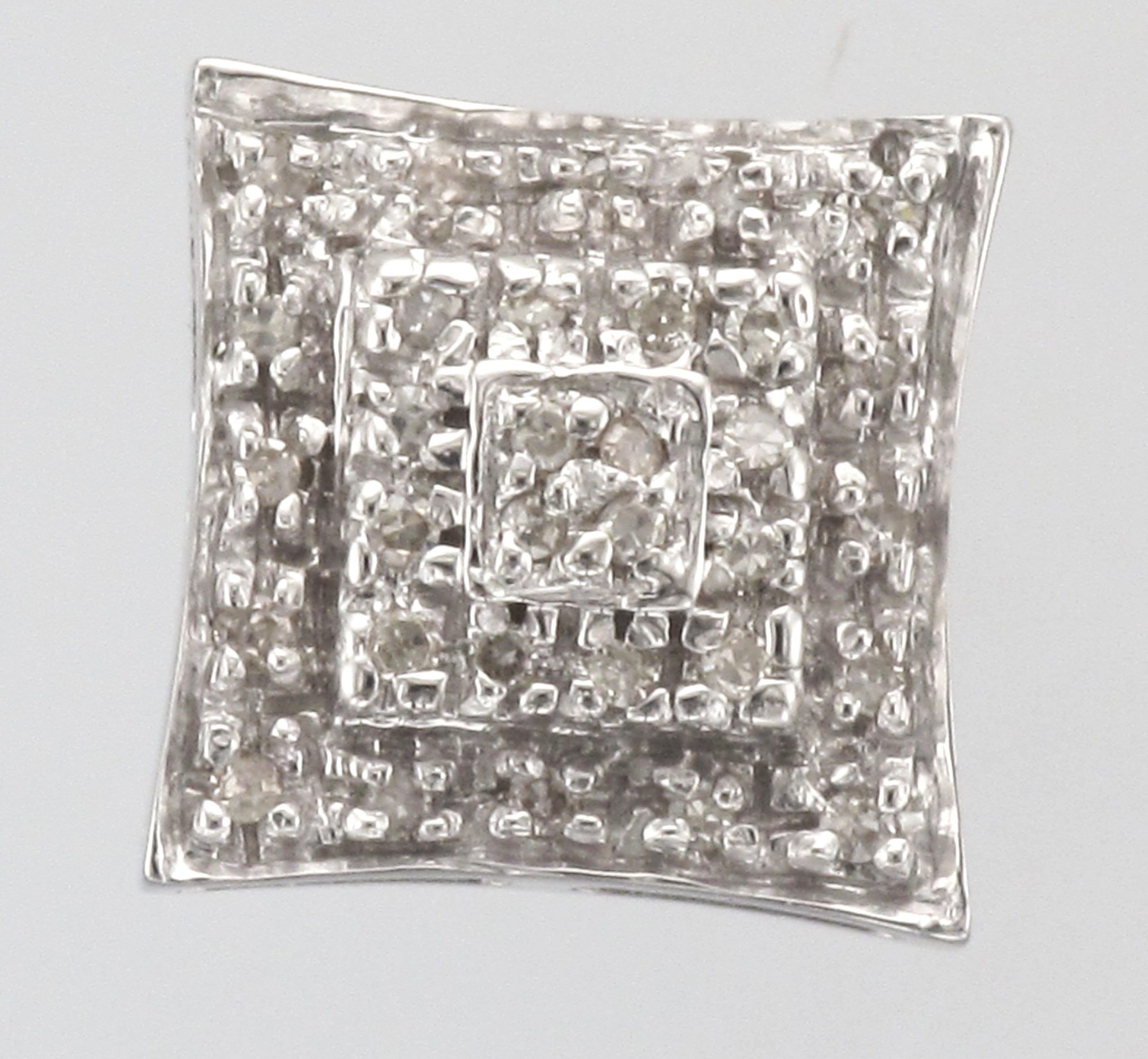 9CTW 32ST DIA SQ CL STUD