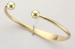 CHILDS 9CT ID TORQ BANGLE