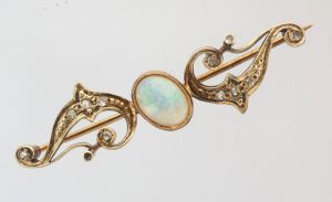 9CT OPAL/DIA SCROL BROOCH