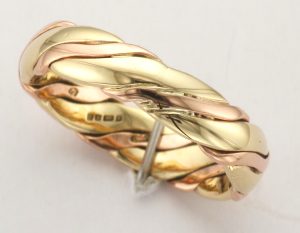 9CT M/C TWIST PATT D BAND