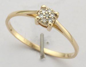 9CT 7XDIA CLW RND CL RING