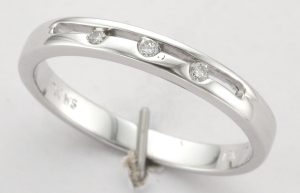 18CTW 3ST DIA CHN/RO BAND