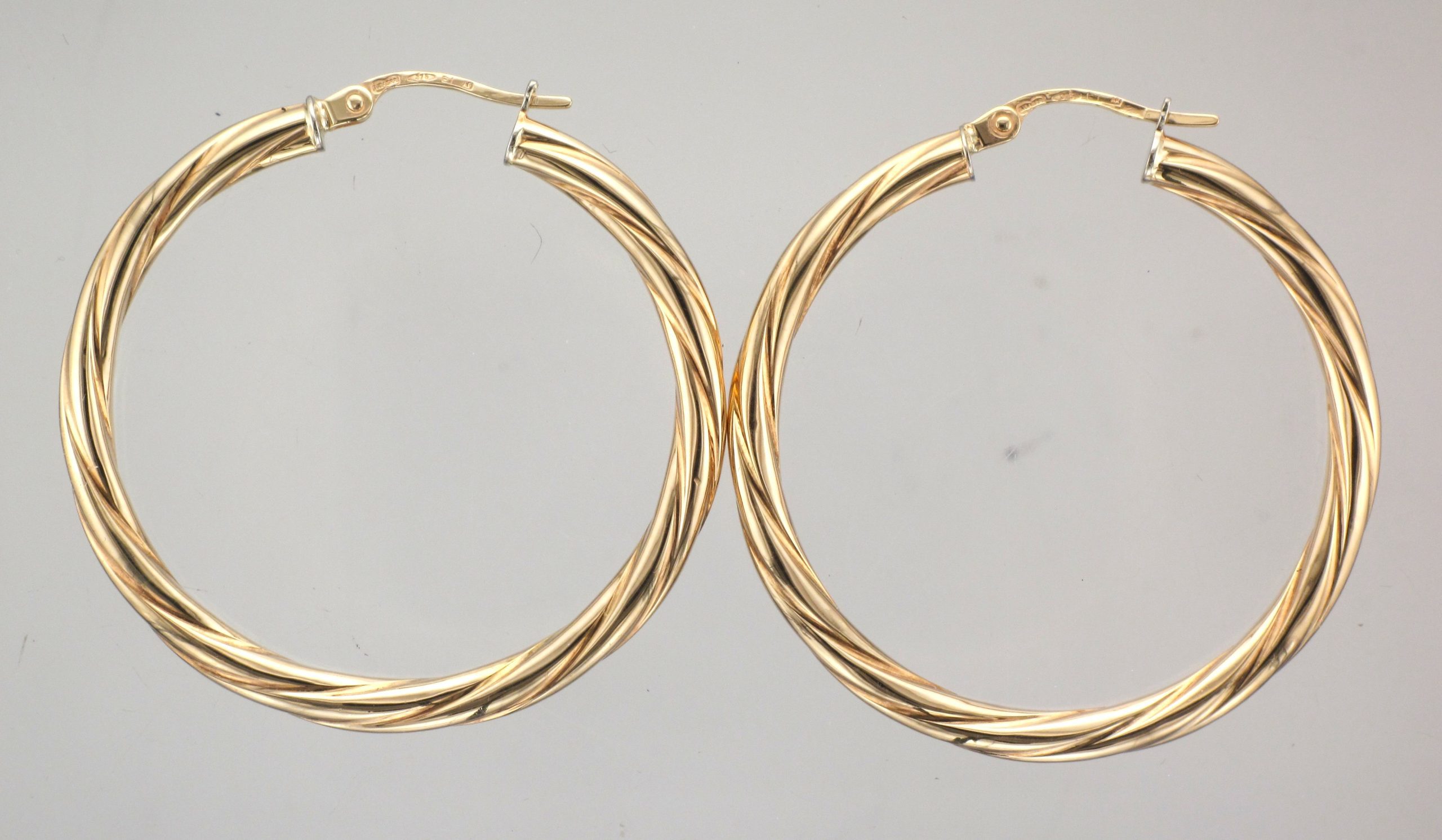 9CT PR 36MM TWIST HOOPS
