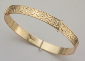 CHILDS 9CT PAT EXP BANGLE