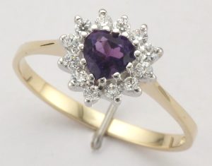 9CT PURP/WTE CZ HRT CL RG