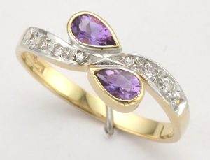 9CT 10ST AMY/DIA X/O RING