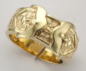 9CT EMB DOUBLE BUCKLE RNG