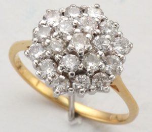 18CT 46ST DIA HEX CL RING