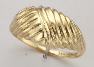 9CT RIBB X/O BOMBAY RING